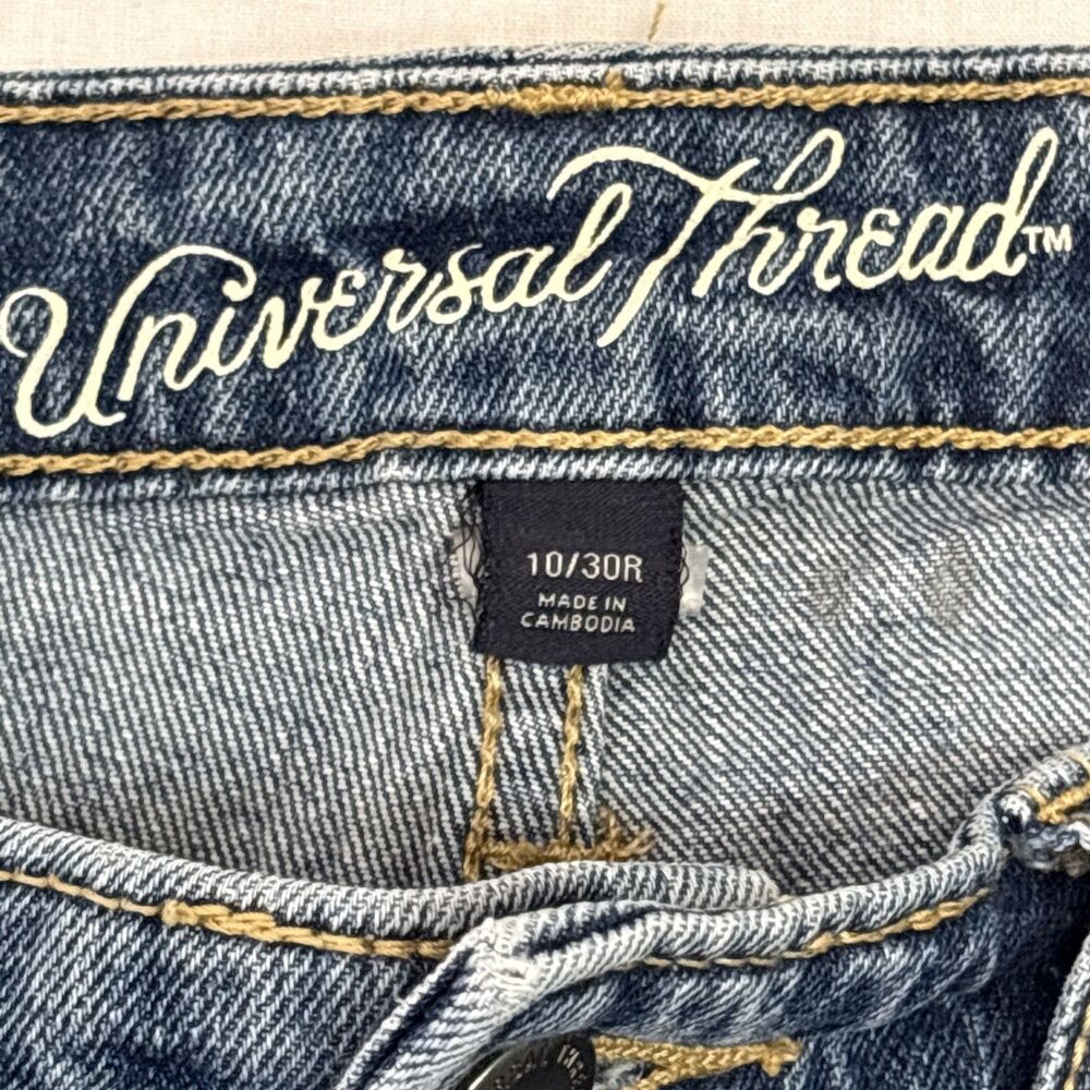 Universal Thread Women's  Jeans Blue Medium Wash Mid Rise 5-Pocket Denim